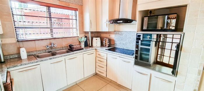 For Sale: House in Crystal Park with pool, granny flat, and ample parking.