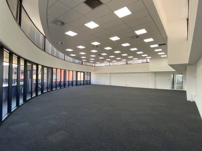 Menlyn Commercial Office To Rent: Panoramic views, kitchenette, elevator access, 14 parking bays.