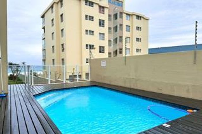 For Sale: Apartment in Margate North Beach with sea views, pool, and lift access.