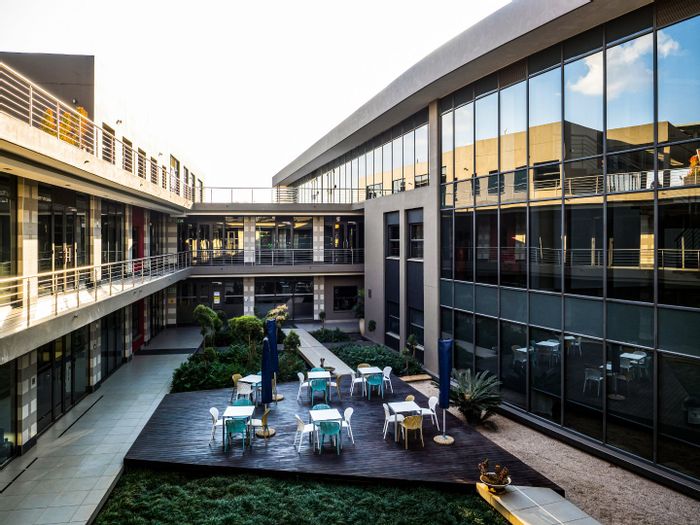 Highveld Commercial Space To Rent: Prime location, Gautrain access, backup generator.