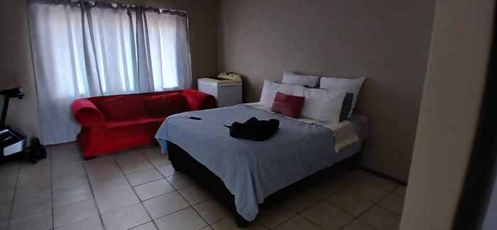 Bachelor apartment in Lotus Gardens for sale, secure complex, convenient transport access.