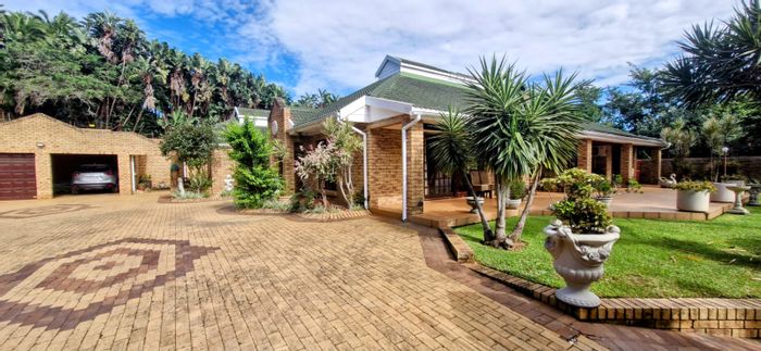For Sale: House in Marina Beach with 3 Bedrooms, Office, Double Garage, Inverter Ready.
