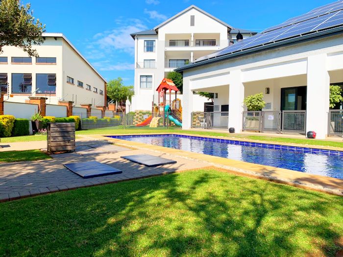 For Sale: Apartment in Malakite with gym, restaurant, and 24/7 security.