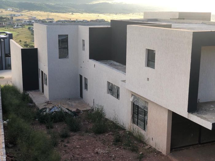 Eikenhof House For Sale: 5 bedrooms, cinema, bowling alley, pool, golf views.