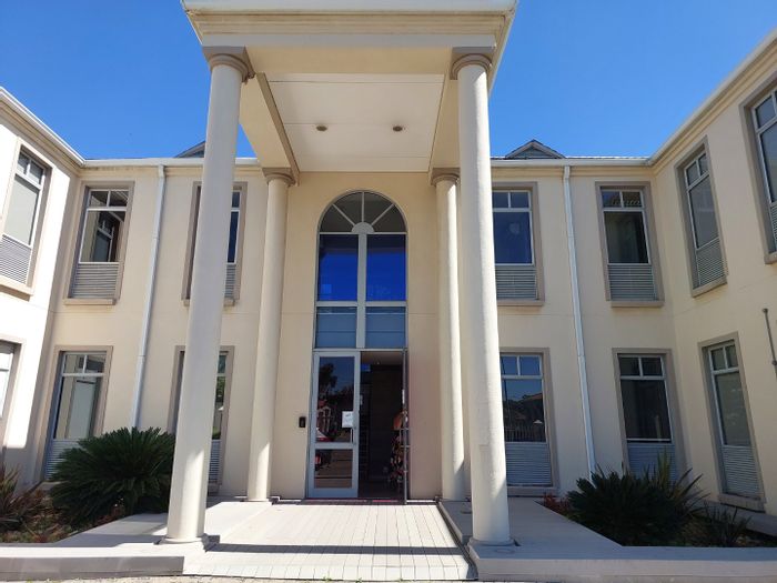 Rivonia Commercial Office For Sale: Versatile space with ample parking and outdoor area.