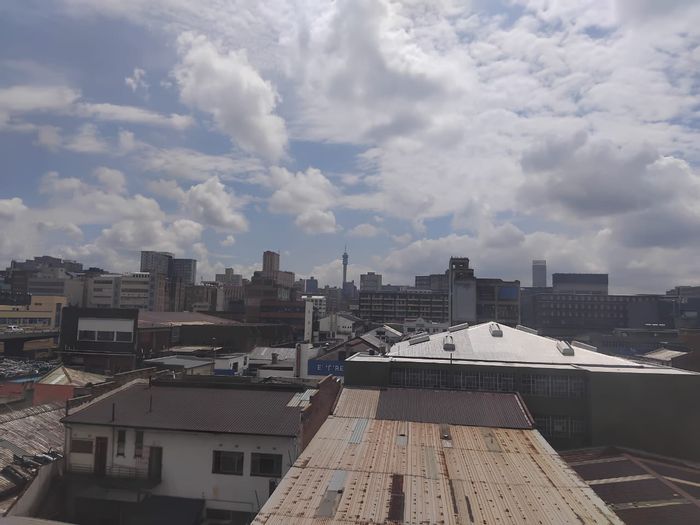 Commercial property in City & Suburban to rent, ideal for diverse businesses.