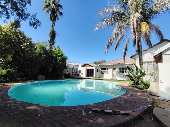 For Sale: Spacious 3-Bedroom House in Dan Pienaar with Pool and Office Space.