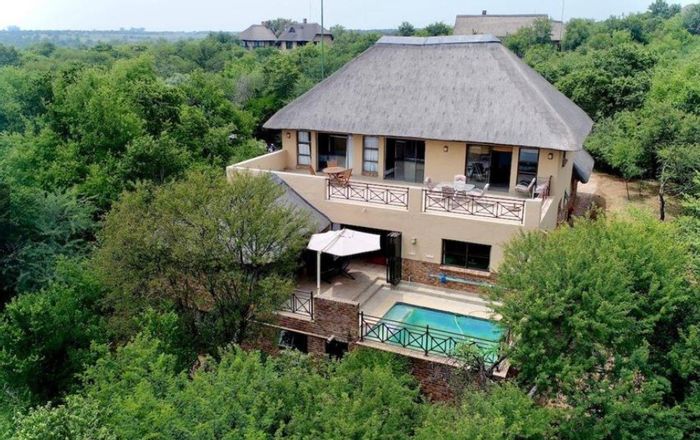Boschenvaal River Front Lodges Townhouse For Sale: 6 bedrooms, boathouse, eco estate access.