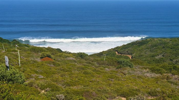 For Sale: Vacant Land Residential in Paradise Coast with ocean views and security.