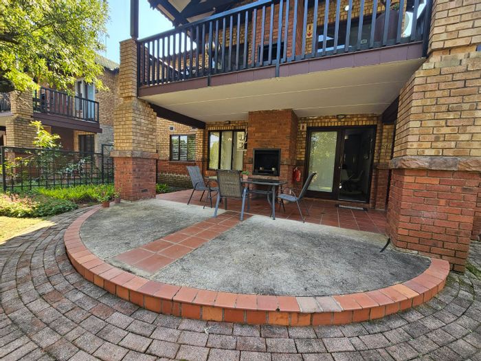 For Sale: Townhouse in Greenway Woods with 3 bedrooms, pool, and top security.