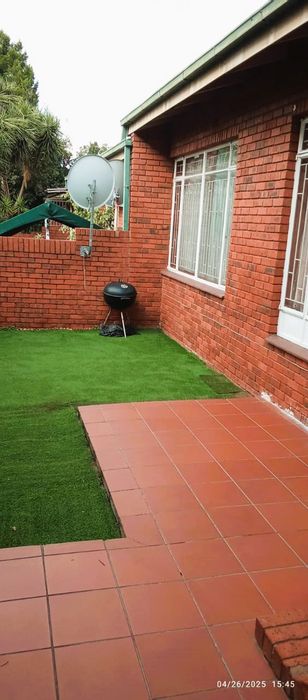 La Montagne Townhouse For Sale: 2 beds, private garden, secure complex living.