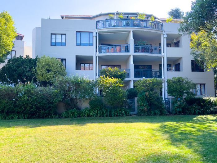 Dunkeld West Apartment To Rent: 2 Bedrooms, pool views, secure complex, parking included.