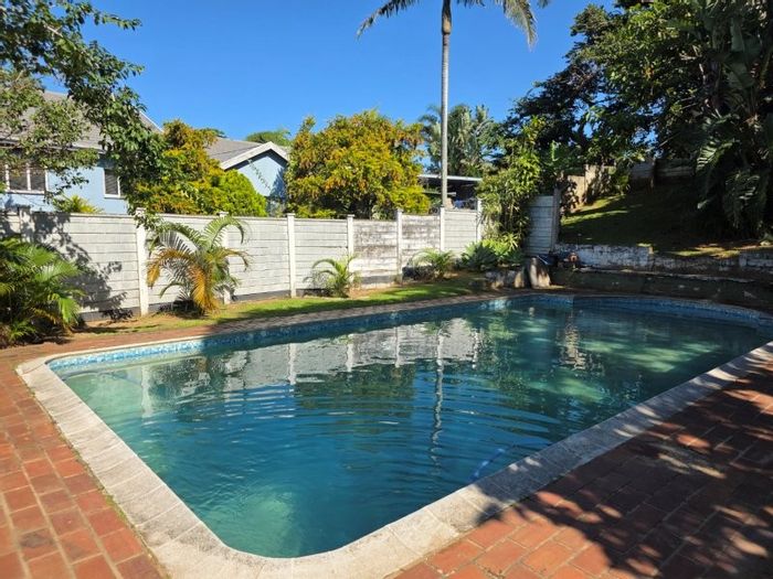 Ramsgate House For Sale: Spacious 3-bed home with flatlet, security features, and large yard.