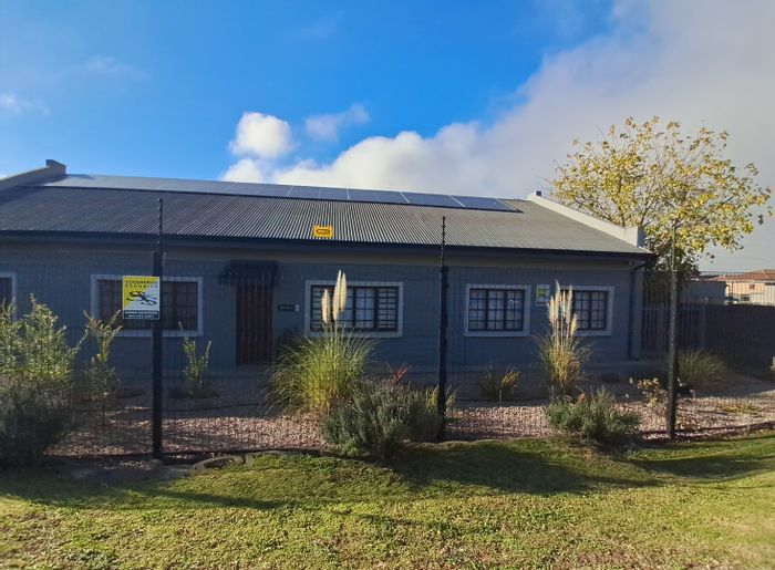 Commercial Office Space To Rent in George Central with Secure Parking and Coworking Areas.