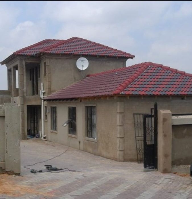 For Sale: 10-Unit Apartment in Klipfontein View, Ideal for Investors.