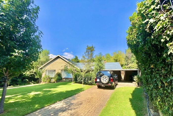 Blairgowrie House For Sale: 4 Bedrooms, Pool, Security, Tenanted Investment Opportunity.
