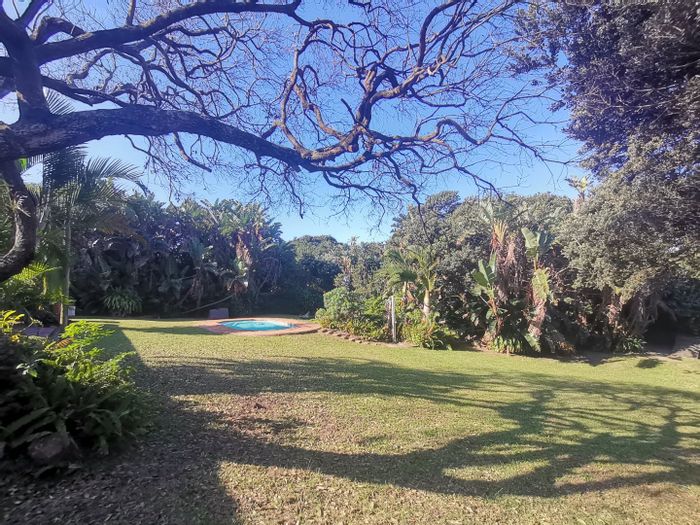 Oslo Beach House For Sale: Beach access, pool, spacious garden, and flatlet.
