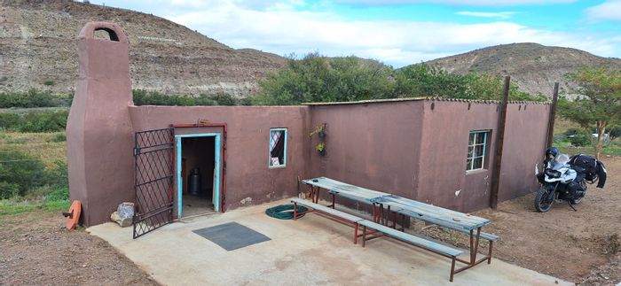 Farm for Sale in Van Wyksdorp: 33ha, river frontage, off-grid potential.