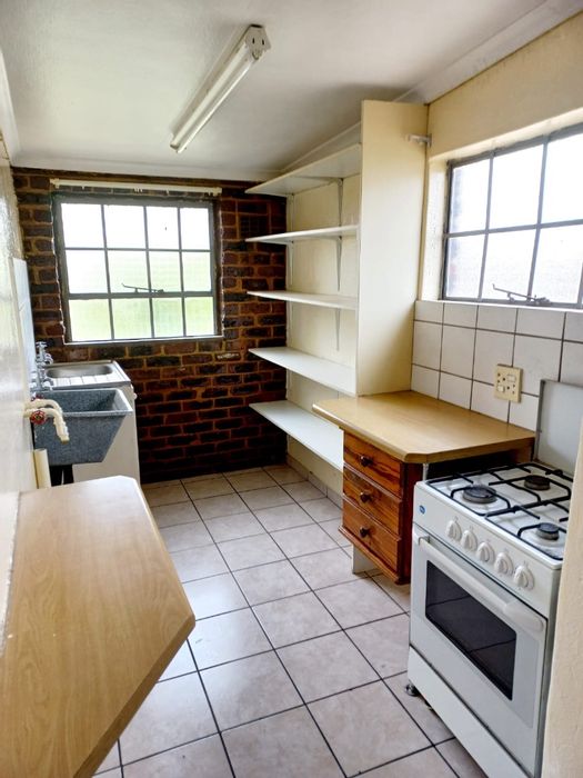 1-Bedroom Apartment to Rent in Putfontein with Garage and Secure Environment.