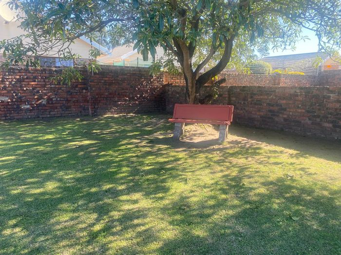Gonubie Townhouse For Sale: Two units, secure community, play park, low maintenance.