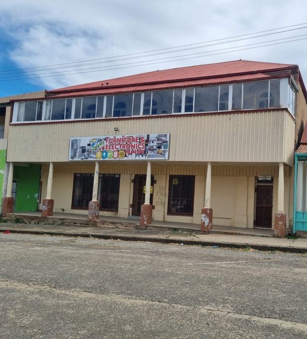 For Sale: Versatile 670m2 House in Winburg Central, near historic church.