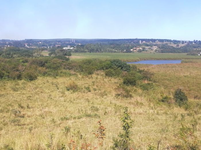 Ongoye For Sale: 4000 m² vacant residential land near Mhlathuze Lake.