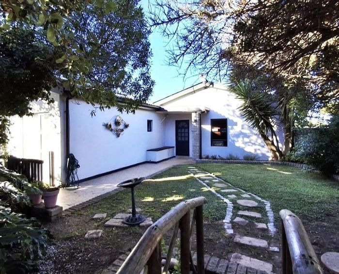 4-Bedroom House for Sale in Britannia Bay with Beach Access and Rental Potential