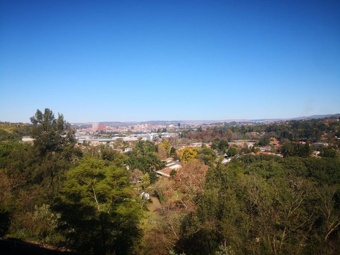 Chasedene Apartment For Sale: 2 beds, 2 baths, secure complex, great amenities.