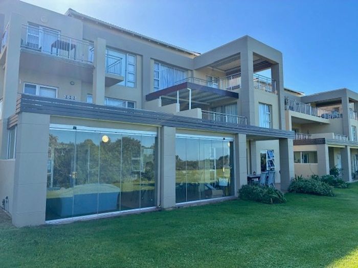 3-Bedroom Apartment For Sale in Plettenberg Bay Central with Golf Estate Access.