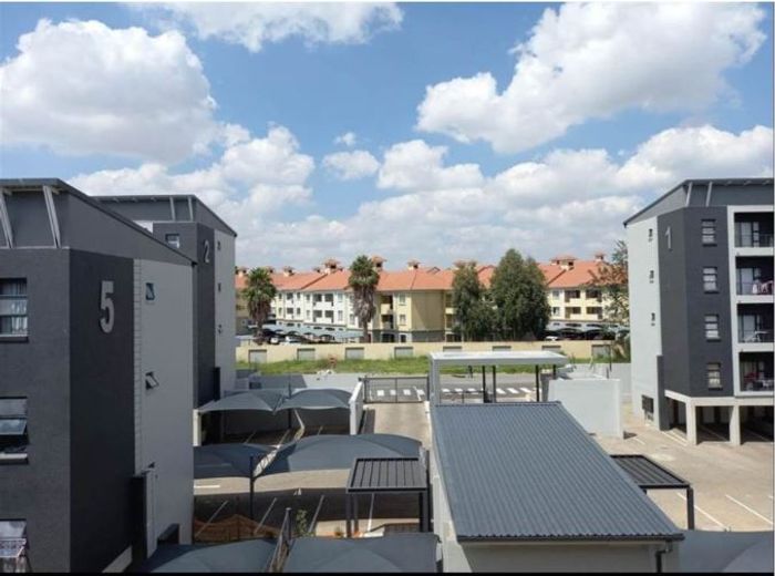 For Sale: 2-bedroom apartment in Grand Central with security and convenient amenities.