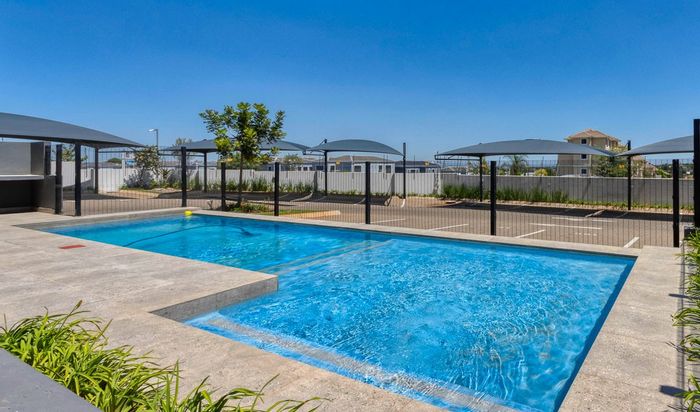 For Sale: 2-Bedroom Apartment in Carlswald with Pool, Clubhouse, and Secure Access.