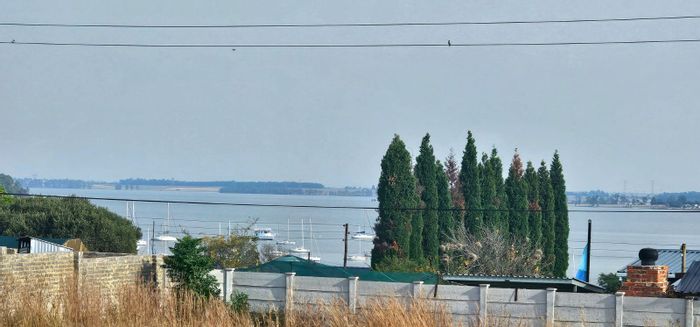 Vacant Land Residential For Sale in Vaal Marina Central with Vaal Dam views.