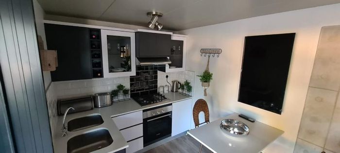 For Sale: Eco-friendly 2-Bedroom Apartment in Roodepark Eco Estate with wildlife access.