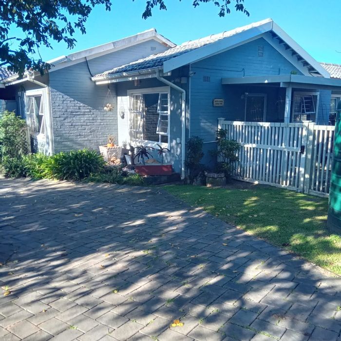 Ramsgate House For Sale: Four bedrooms, splash pool, versatile living spaces, ocean views.
