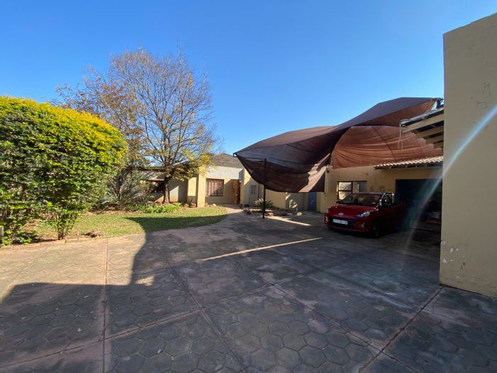 Roseville House For Sale: 4 beds, multiple rental units, pool, and borehole.