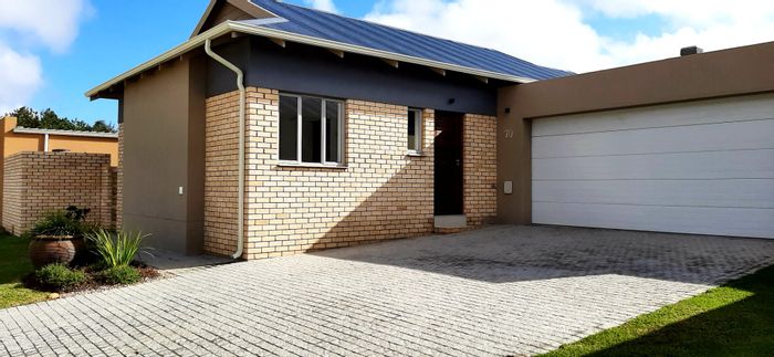 For Sale: House in Mooikloof Country Estate with 3 beds, garden, and inverter system.
