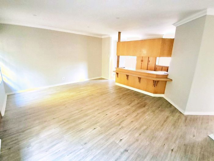 Townhouse for Sale in Universitas: 2 bedrooms, secure complex, private garage, low-maintenance.