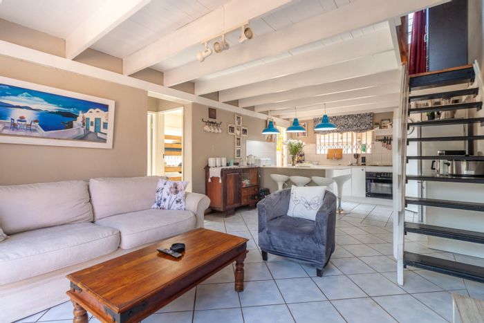 For Sale: Townhouse in Weltevreden Park, 3 beds, pet-friendly garden, double garage.