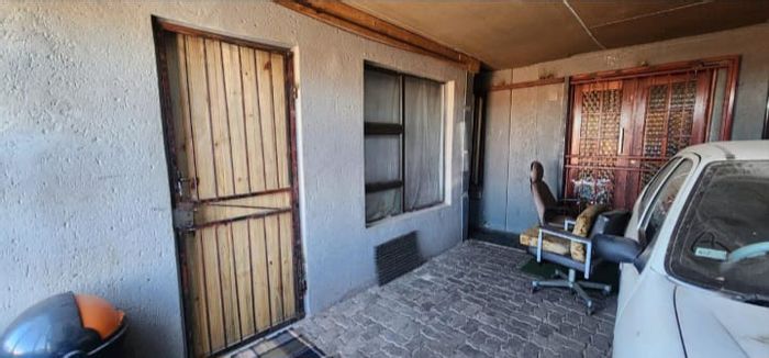 For Sale: House in Olievenhoutbosch with 2 beds, 2 baths, rental income potential.