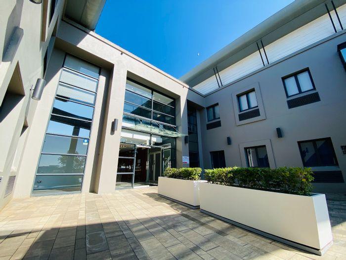 Commercial Office Space To Rent in Strubensvallei with flexible layout and amenities.