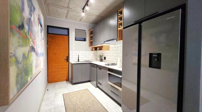 Brooklyn Apartment To Rent: 2 Bedrooms, secure complex, close to amenities.
