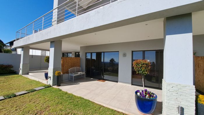 Primrose Hill Apartment To Rent: 1 bed, private patio, prepaid utilities, secure area.