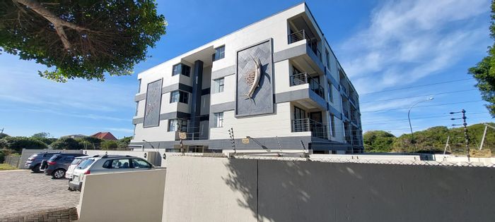 For Sale: Apartment in Ferreira Town with balcony, secure parking, and lift access.