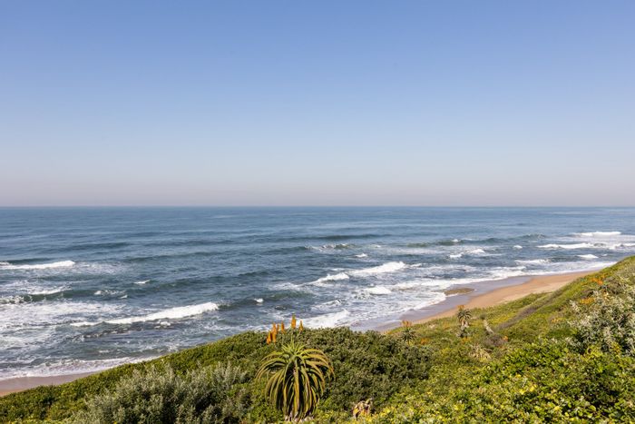 Beachfront house in Sea Park for sale, 4 bedrooms, en-suites, double garages.