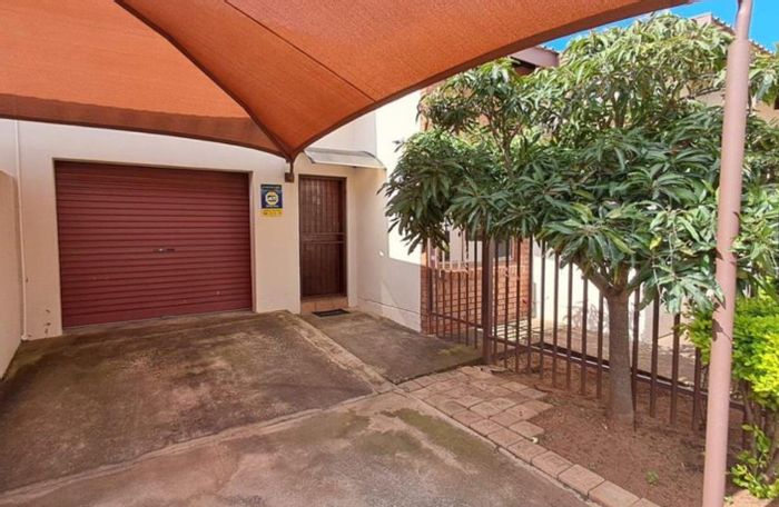 Eagles Crest Townhouse For Sale: 2 beds, private patio, security, and borehole.