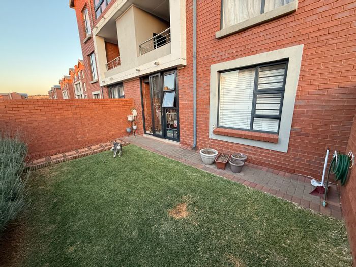 Irene Apartment For Sale: Ground floor, pet-friendly, gas hob, 24h security.