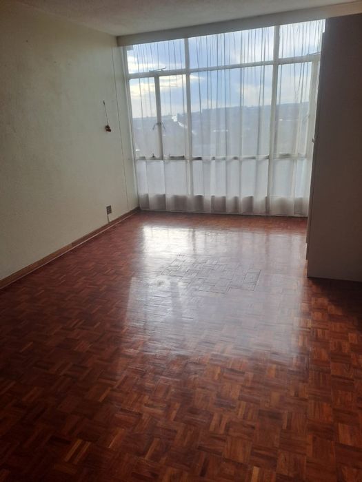 Eden Glen Apartment To Rent: 2 Bed, 1 Bath, Enclosed Balcony, Great Views.