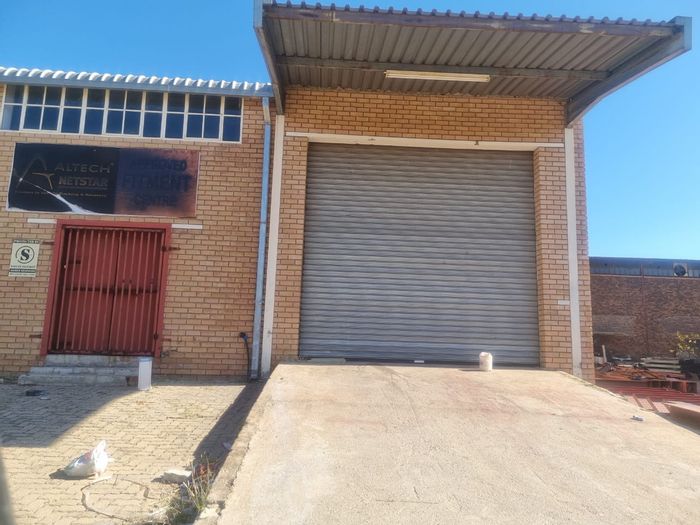 250m² Industrial Warehouse to Rent in Nirvana Ext 1 with Three Phase Power.