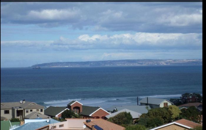 For Sale: Vacant Residential Land in Outeniqua Strand, near beach access, 1008 m².