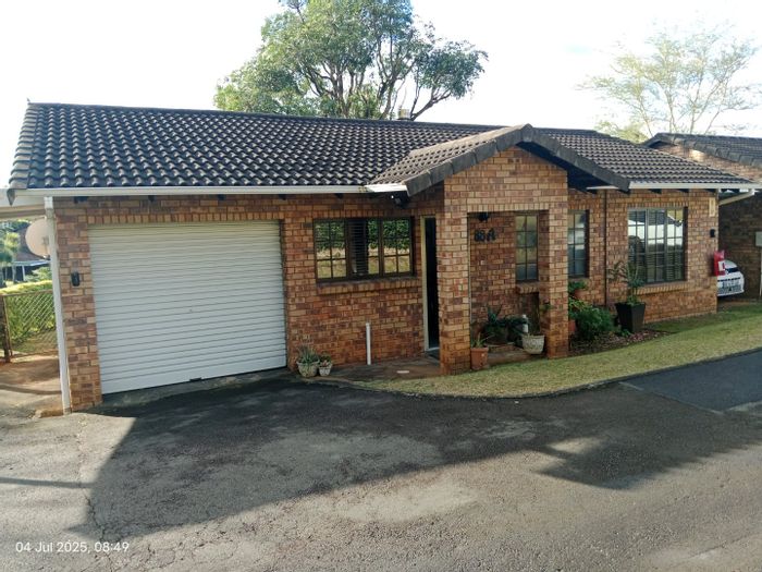 For Sale: House in Montrose with 24-hour security, pool, and private patio.